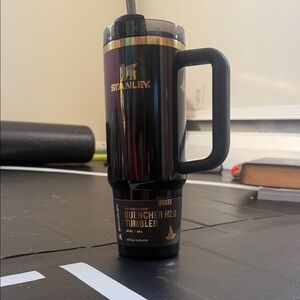 NWT Stanley Elphaba for Good, Wicked 30 oz Quencher H2.0 Tumbler